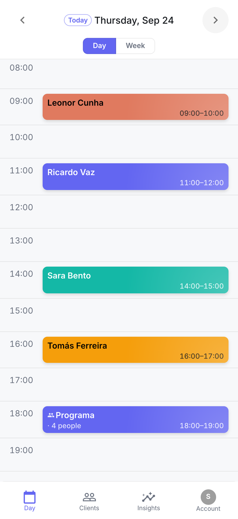 A coach’s day in Blockday with a group programme for four people