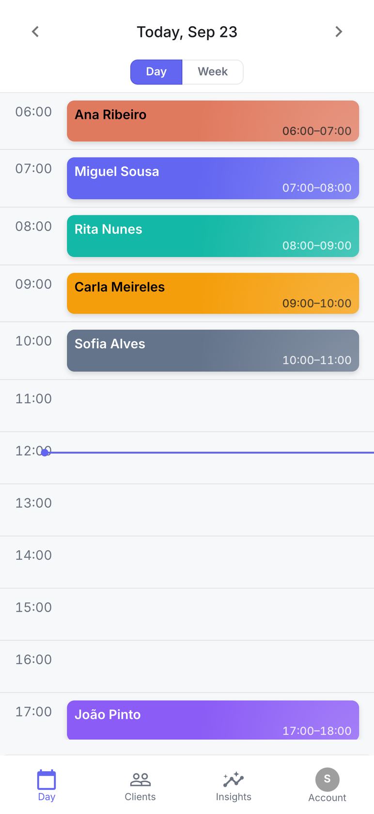 A personal trainer’s day in Blockday: sessions from 6am, one colour per client